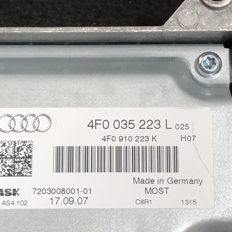 Amplificator audio / Audi A6 Allroad C6 2008 / Audio si electronice