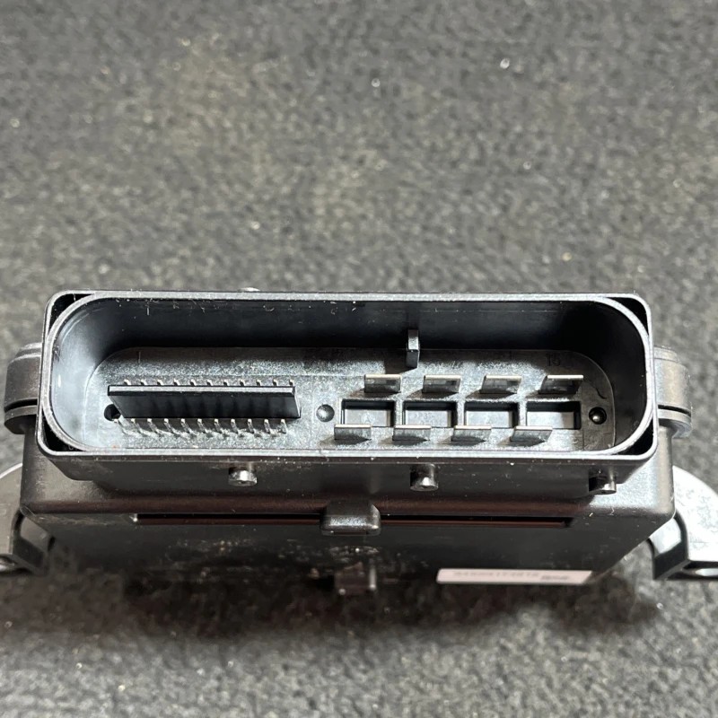 Calculator frana de mana / Audi A6 Allroad C6 2008 / Audio si electronice