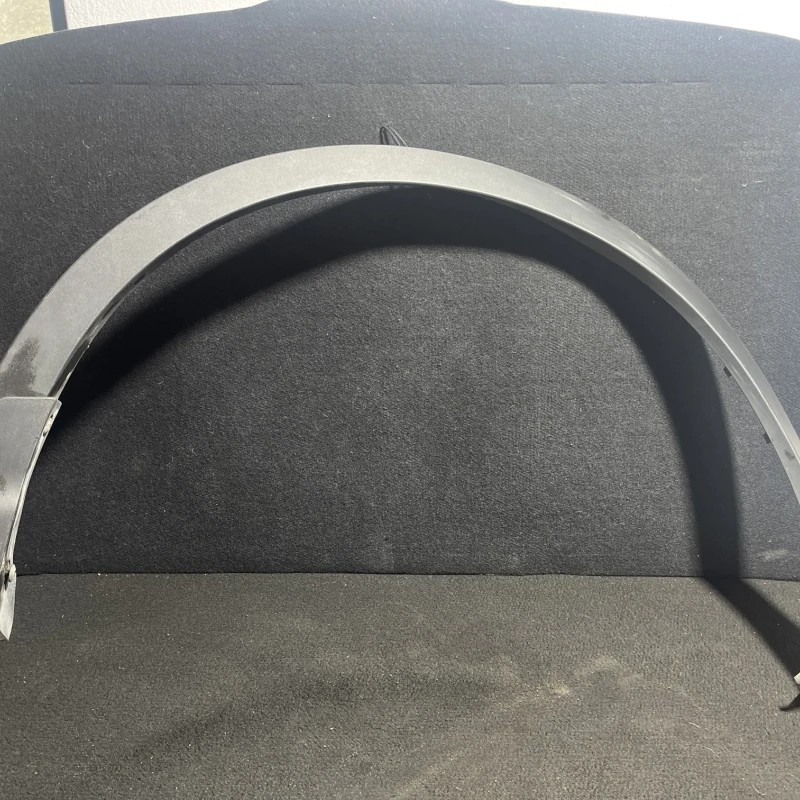 Ornament aripa dreapta fata / Nissan Qashqai J11 2015 / Caroserie, oglinzi si faruri