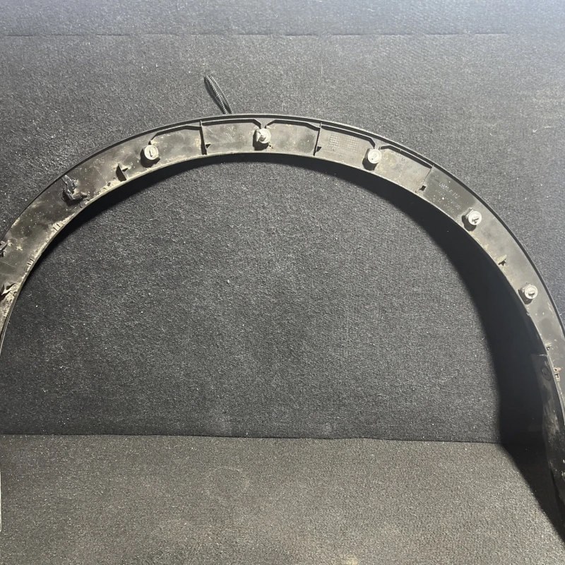 Ornament aripa dreapta fata / Nissan Qashqai J11 2015 / Caroserie, oglinzi si faruri