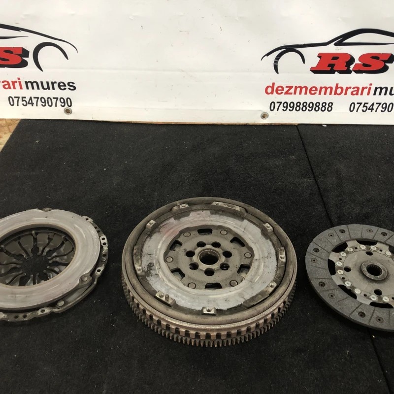 Kit ambreaj / Nissan Qashqai J11 2015 / Cutie viteze, ambreiaj, transmisie