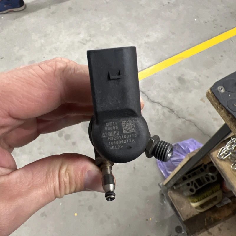 Injector / Nissan Qashqai J11 2015 / Motor, racire si evacuare