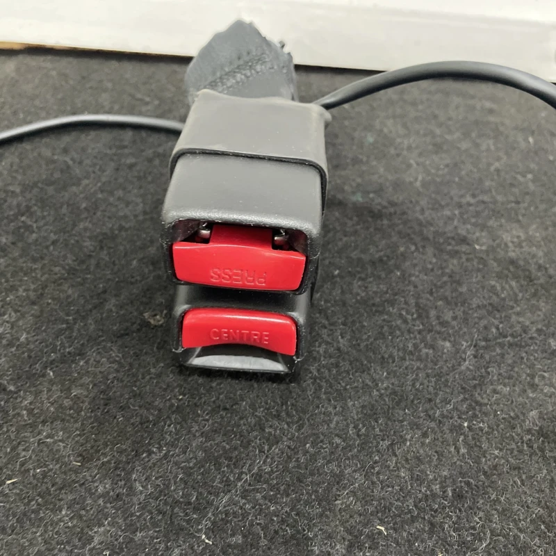 Capse centuri spate / Nissan Qashqai J11 2015 / Interior