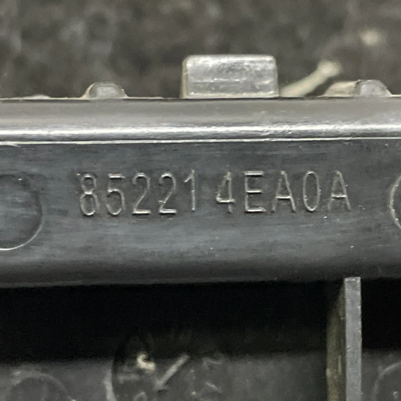 Suport bara / Nissan Qashqai J11 2015 / Caroserie, oglinzi si faruri
