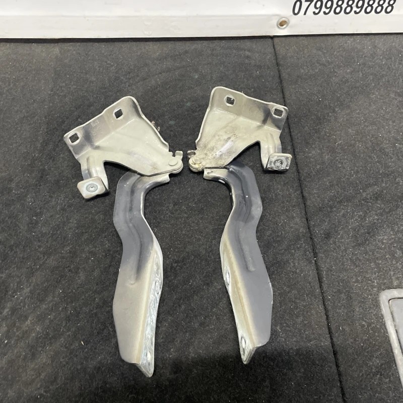 Balamale capota / Nissan Qashqai J11 2015 / Caroserie, oglinzi si faruri