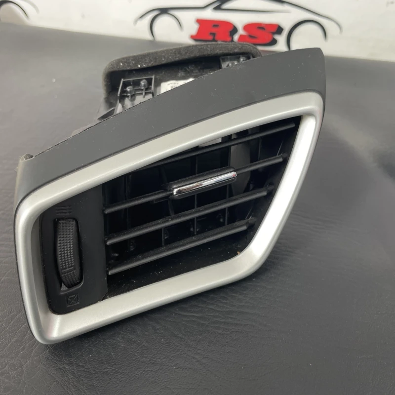 Grila aer bord / Nissan Qashqai J11 2015 / Interior