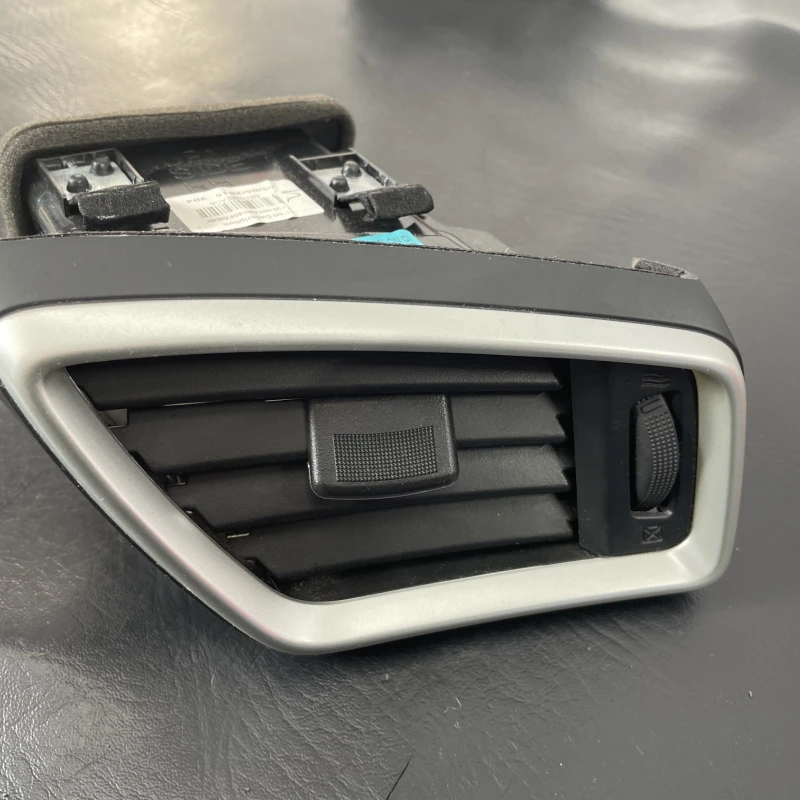 Grila aer bord / Nissan Qashqai J11 2015 / Interior