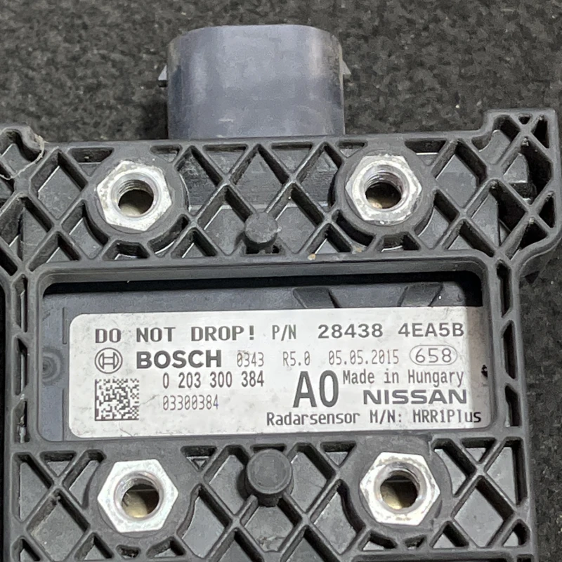 Distronic radar / Nissan Qashqai J11 2015 / Audio si electronice