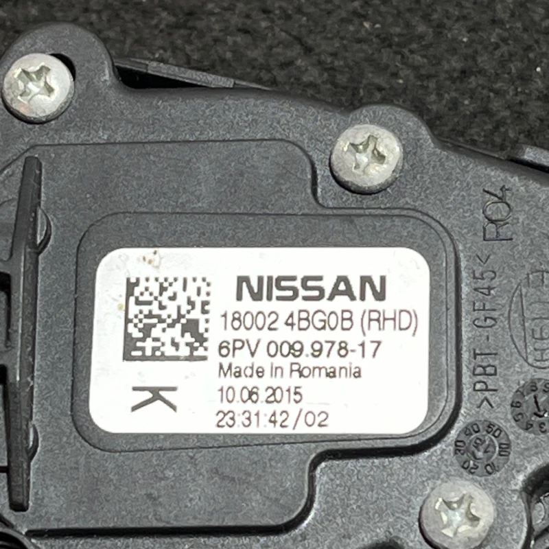Pedala de accelratie / Nissan Qashqai J11 2015 / Interior