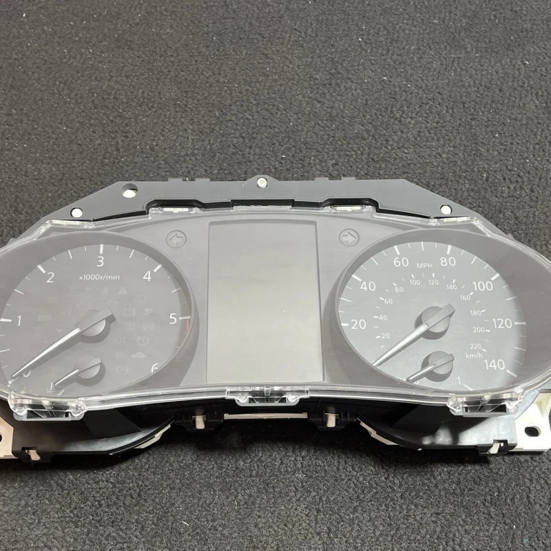 Ceas bord / Nissan Qashqai J11 2015 / Audio si electronice
