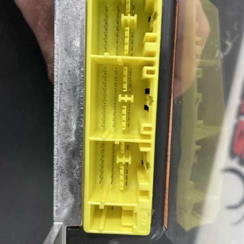 Calculator airbag / Nissan Qashqai J11 2015 / Audio si electronice