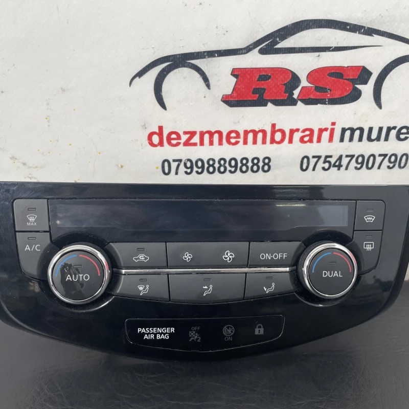 Panou climatronic Nissan Qashqai J11 2015