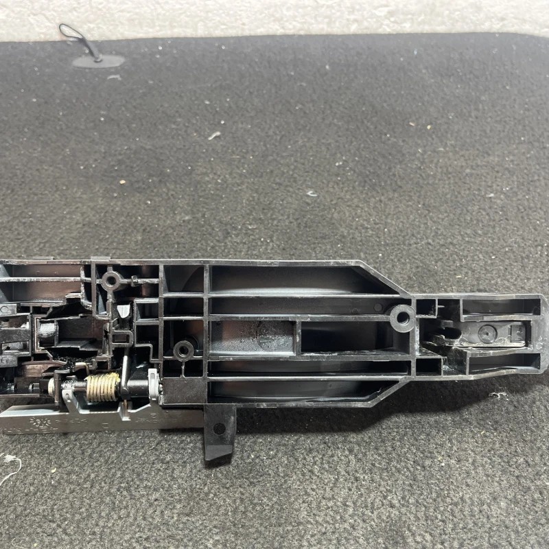 Maner usa dreapta spate / Nissan Qashqai J11 2015 / Caroserie, oglinzi si faruri