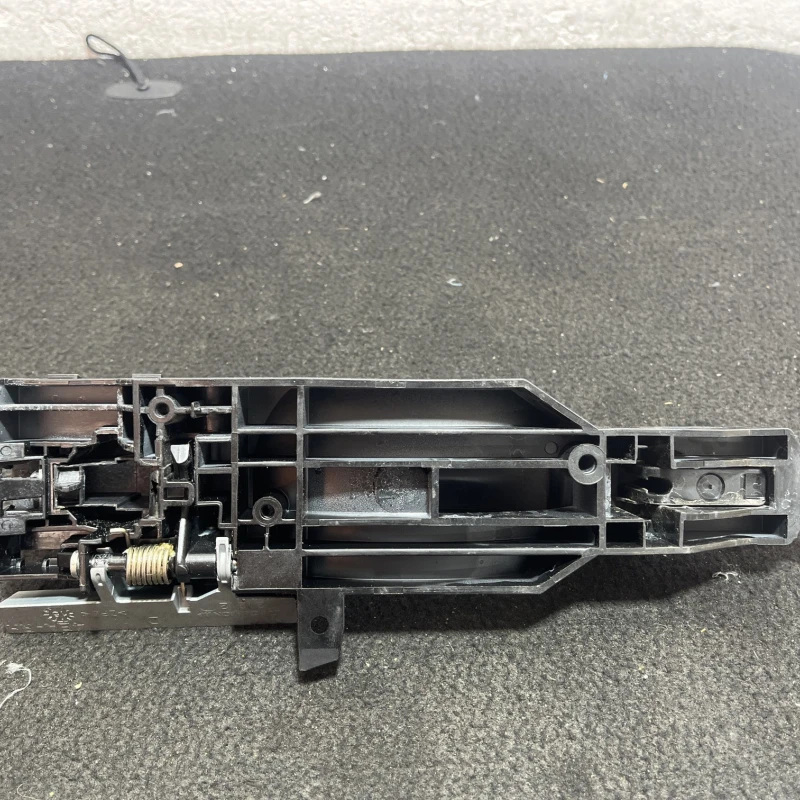 Maner usa dreapta spate / Nissan Qashqai J11 2015 / Caroserie, oglinzi si faruri