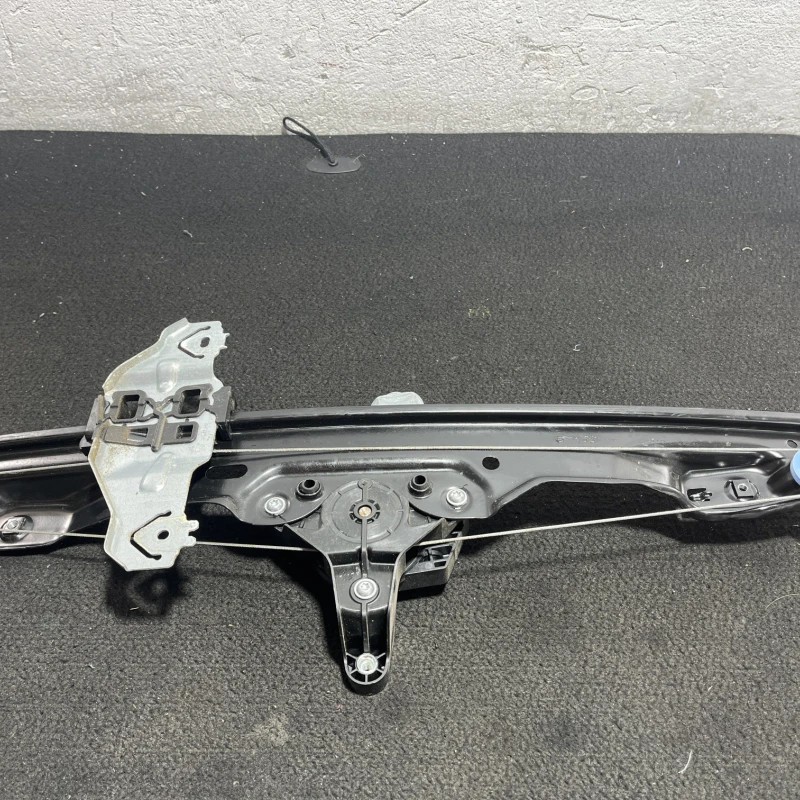 Macara geam dreapta fata / Nissan Qashqai J11 2015 / Caroserie, oglinzi si faruri