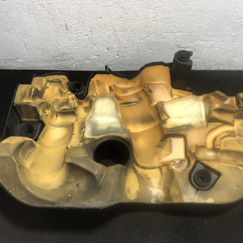 Capac motor / Nissan Qashqai J11 2015 / Motor, racire si evacuare