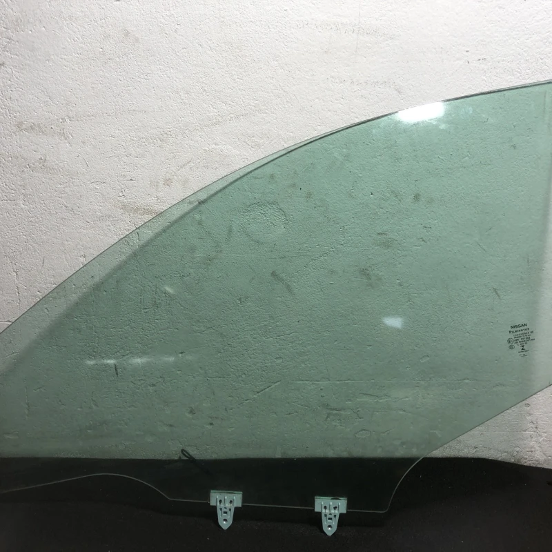 Geam stanga fata / Nissan Qashqai J11 2015 / Caroserie, oglinzi si faruri