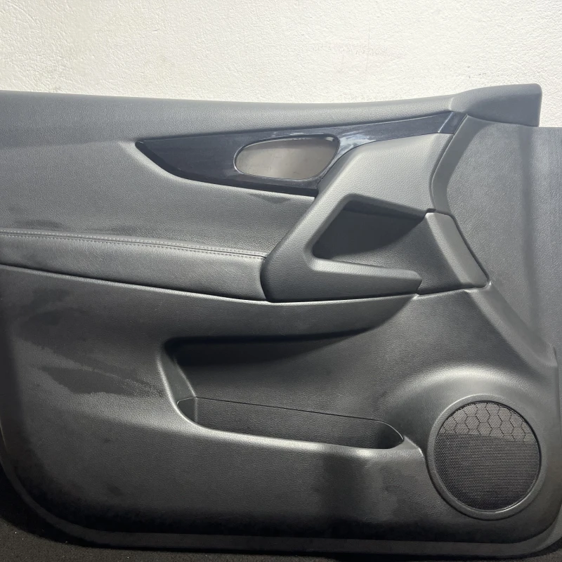 Panou tapiterie usa stanga fata Nissan 