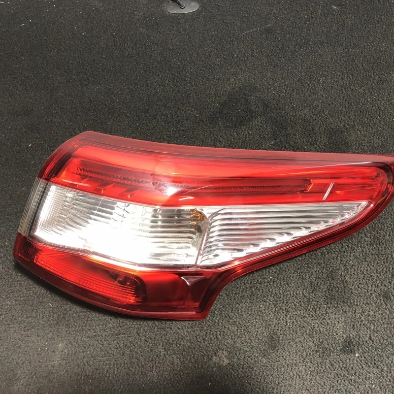 Stop dreapta caroserie / Nissan Qashqai J11 2015 / Caroserie, oglinzi si faruri