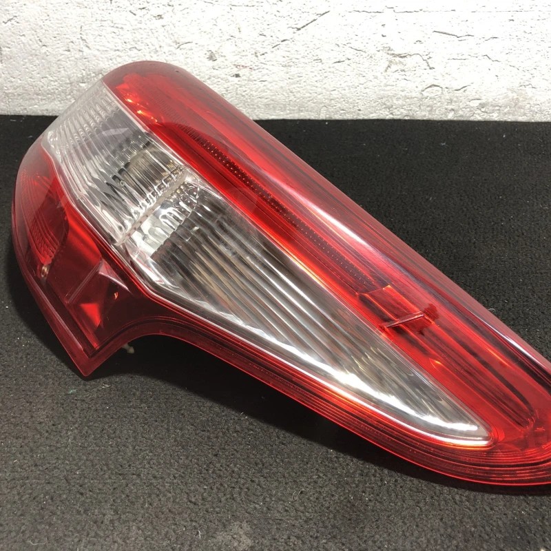 Stop dreapta caroserie / Nissan Qashqai J11 2015 / Caroserie, oglinzi si faruri