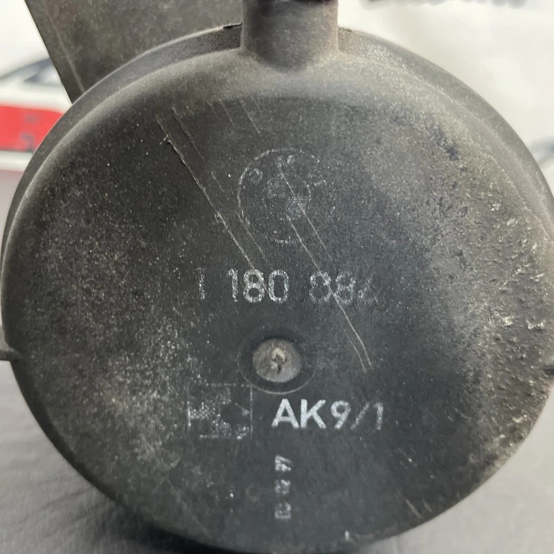 Canistra carbon / BMW Seria 3 E36 1997 / Motor, racire si evacuare