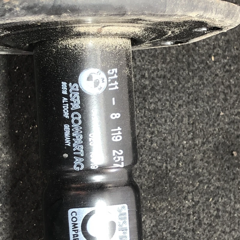 Suport intaritura bara fata / BMW   1997 / Caroserie, oglinzi si faruri