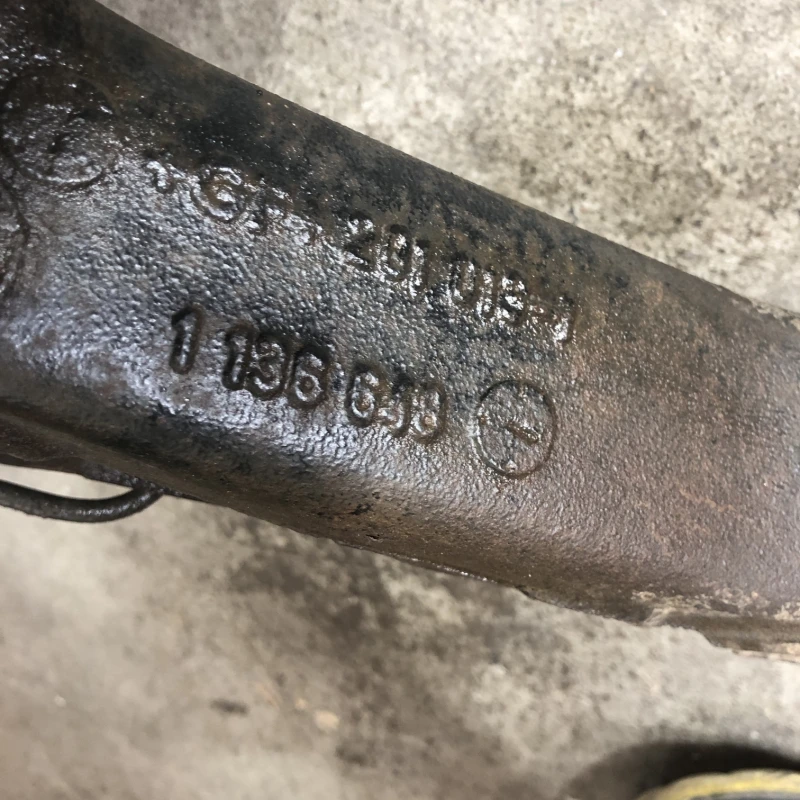 Fuzeta dreapta spate / BMW   1997 / Directie si suspensie