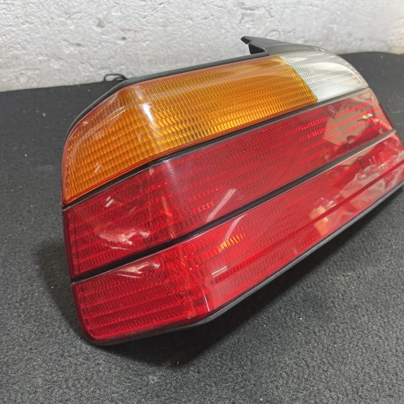 Stop stanga caroserie / BMW Seria 3 E36 1997 / Caroserie, oglinzi si faruri