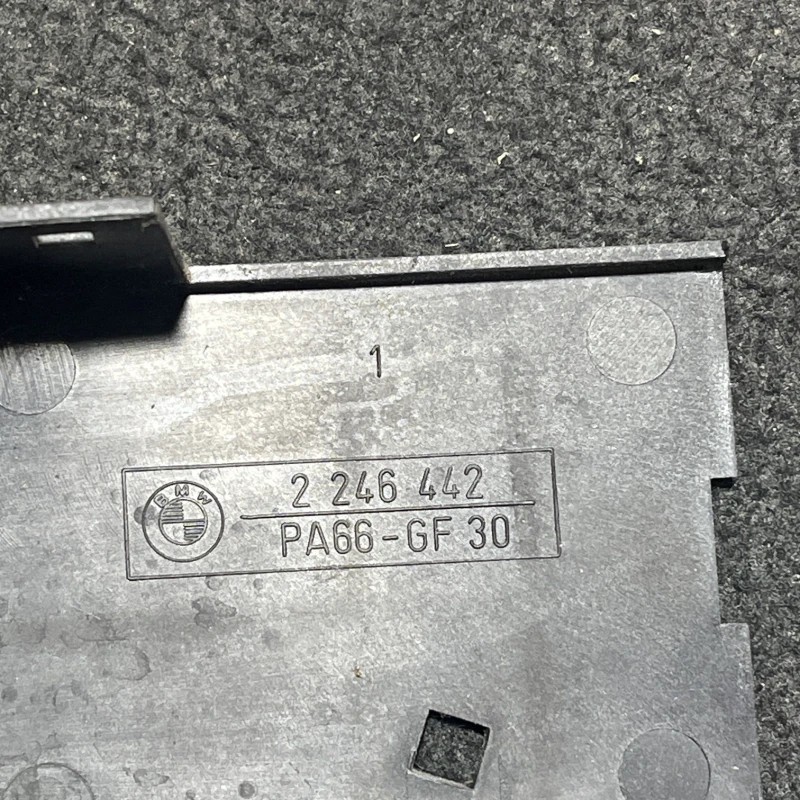 Borna baterie / BMW Seria 3 E36 1997 / Audio si electronice