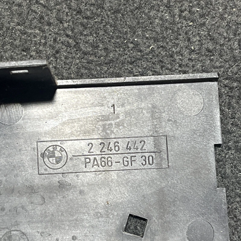 Borna baterie / BMW   1997 / Audio si electronice