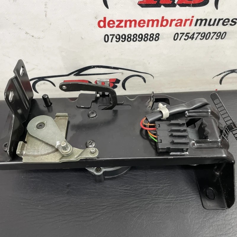Motoras deschidere soft top / BMW Seria 3 E36 1997 / Audio si electronice