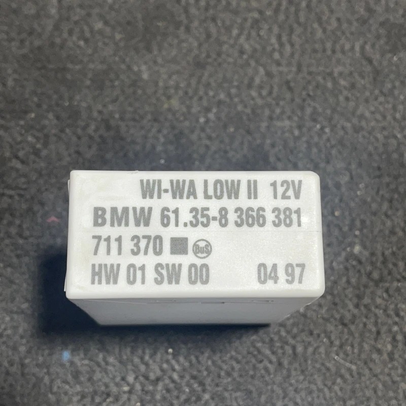 Modul calculator releu stergatoare parbriz / BMW   1997 / Audio si electronice