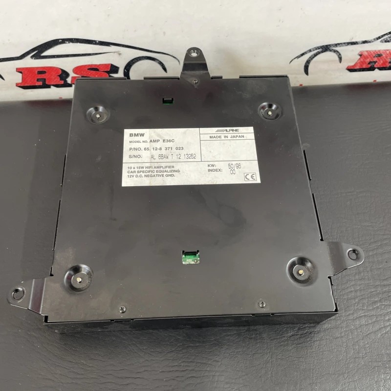 Amplificator audio / BMW Seria 3 E36 1997 / Audio si electronice