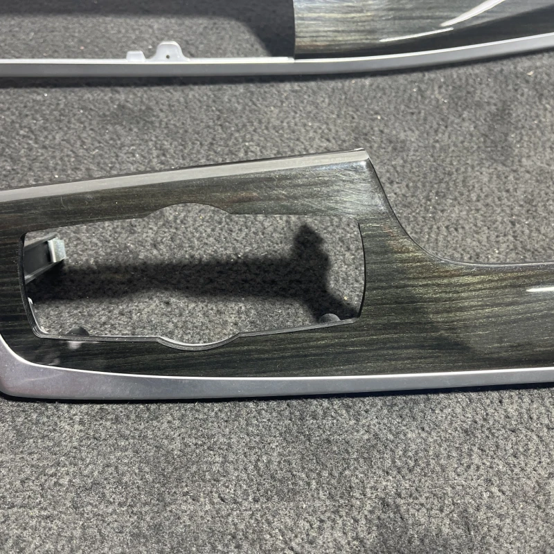 Grila aer bord / BMW Seria 5 F10 2011 / Interior