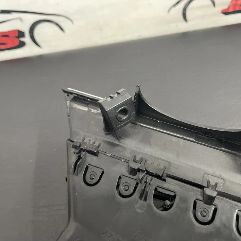 Grila aer bord / BMW Seria 5 F07 2011 / Interior