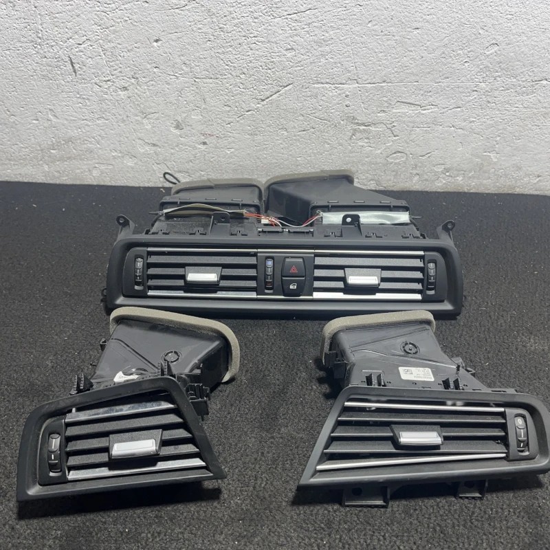 Grila aer bord BMW Seria 5 F10 2011