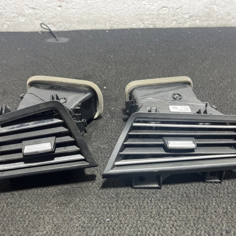Grila aer bord / BMW Seria 5 F10 2011 / Interior