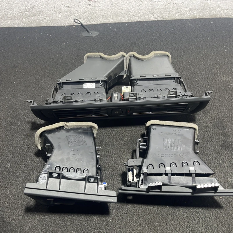 Grila aer bord / BMW Seria 5 F10 2011 / Interior