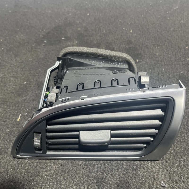 Grila aer bord / Audi A6 C7 2013 / Interior