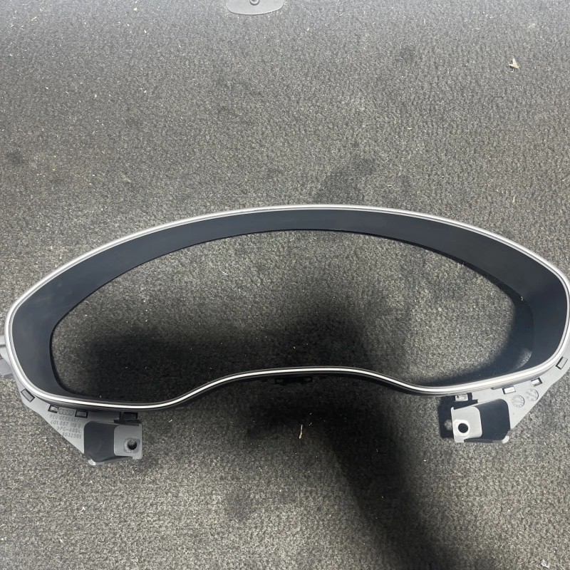 Ornament trim ceas bord Audi A6 C7 2013