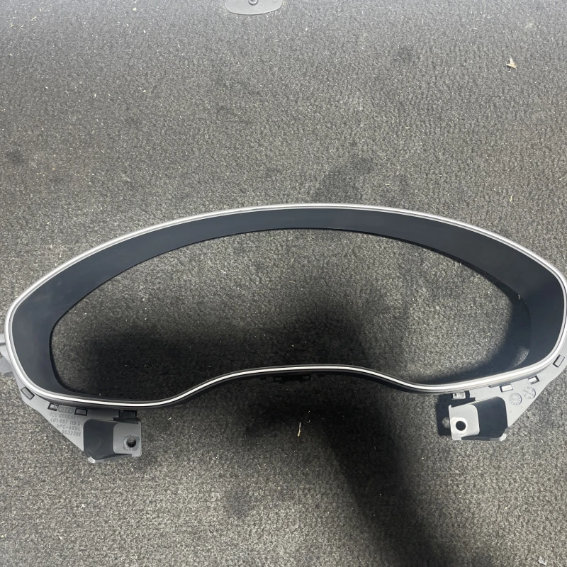 Ornament trim ceas bord Audi 