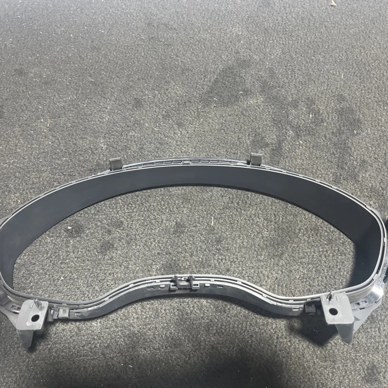 Ornament trim ceas bord / Audi A6 C7 2013 / Interior