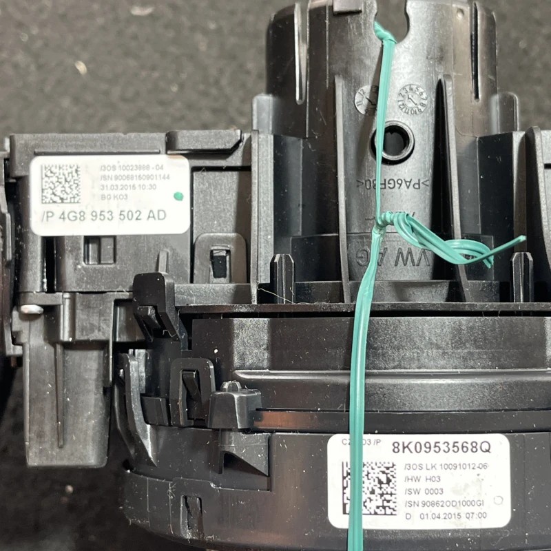 Spira volan cu manete / Audi Q5 8R 2012 / Audio si electronice