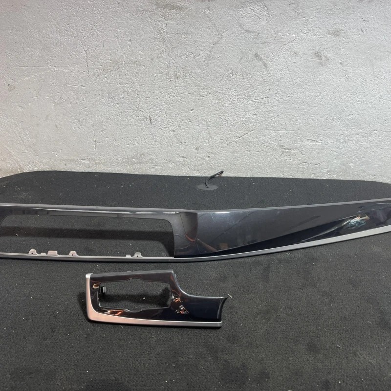 Ornament trim bord BMW Seria 5 F10 2011