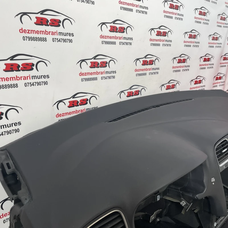 Plansa bord / Volkswagen Golf MK6 2012 / Interior