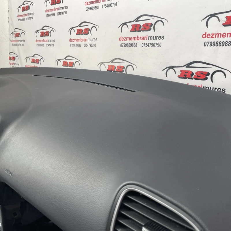 Plansa bord / Volkswagen Golf MK6 2012 / Interior