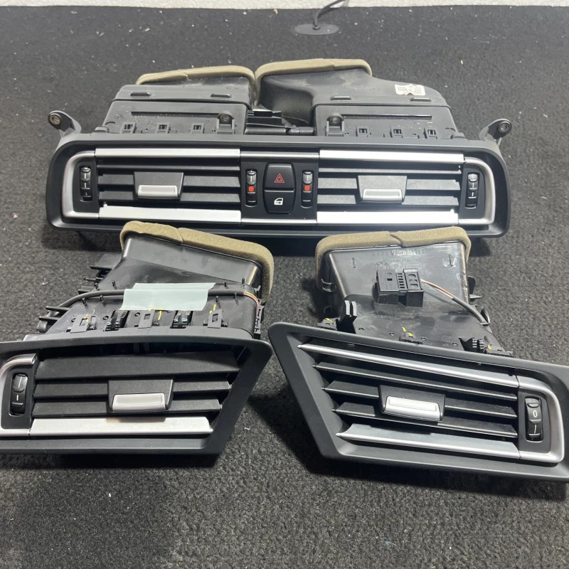 Grila aer bord BMW Seria 7 F01 2012
