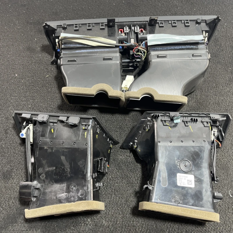 Grila aer bord / BMW Seria 7 F01 2012 / Interior