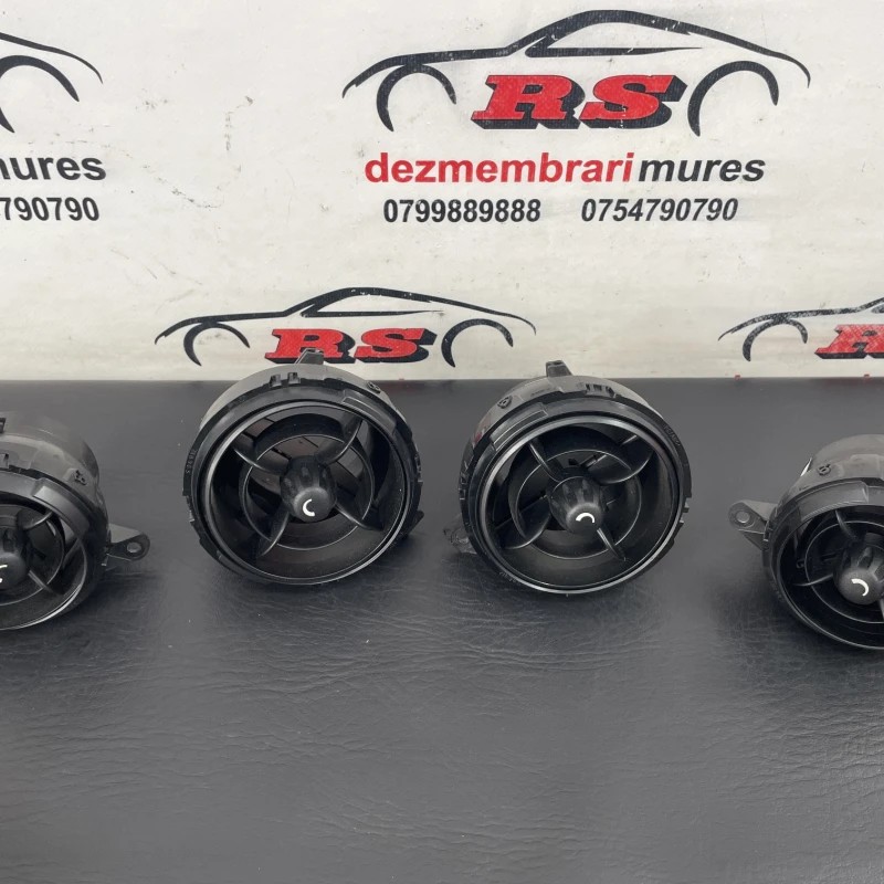Grila aer bord / Mini R60 Countryman R60 Countryman 2012 / Interior