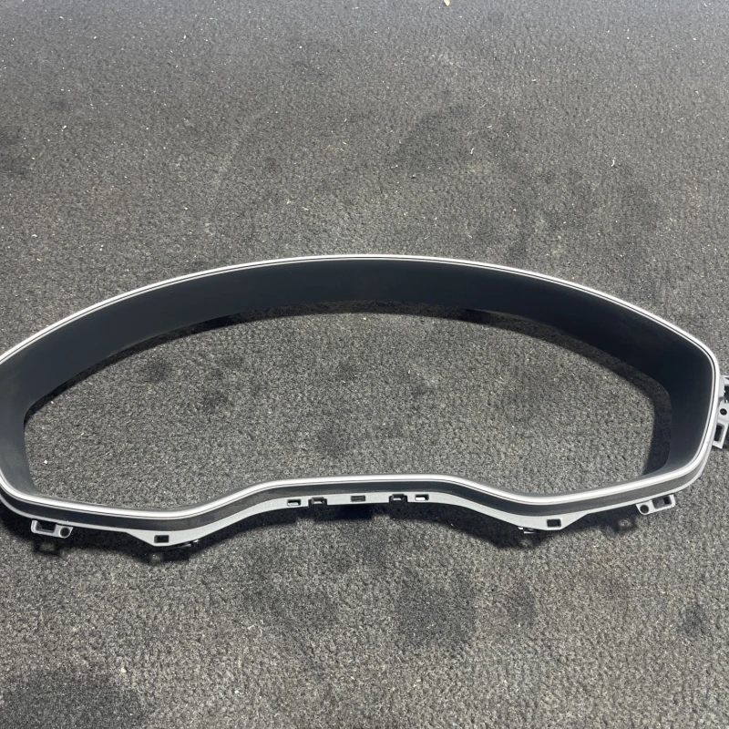 Ornament trim ceas bord Audi 